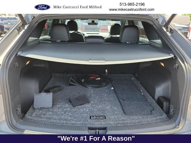2023 Volkswagen Atlas Cross Sport 3.6L V6 SEL Premium R-Line