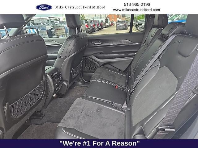 2025 Jeep Grand Cherokee L Altitude X 4x4
