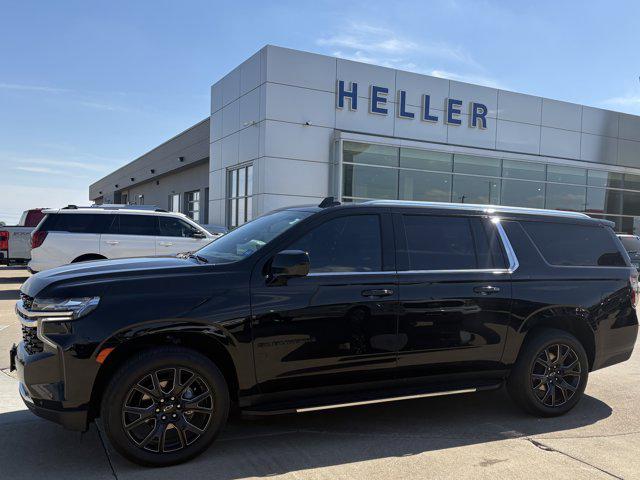 2024 Chevrolet Suburban 4WD LS