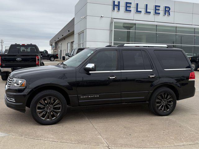 2015 Lincoln Navigator Base