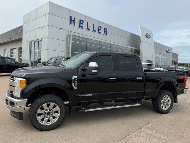 2017 Ford F-350 LARIAT