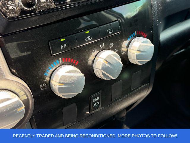 2012 Toyota Tundra Grade 5.7L V8
