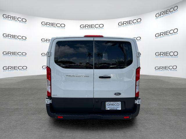 2016 Ford Transit 130 WB Low Roof Cargo