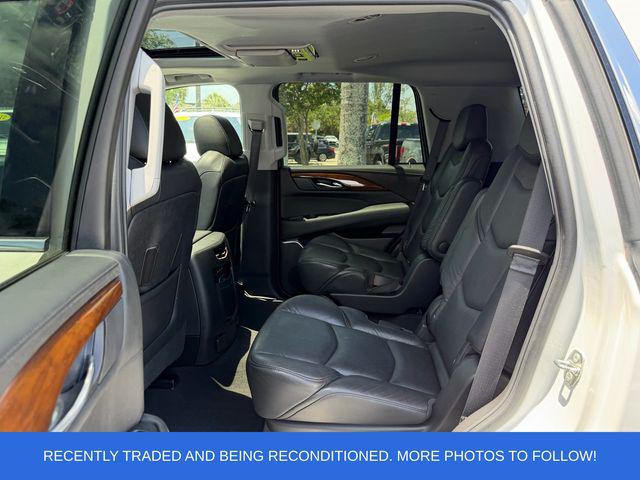 2019 Cadillac Escalade Luxury