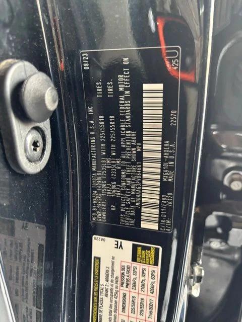 2023 Toyota Corolla Cross XLE