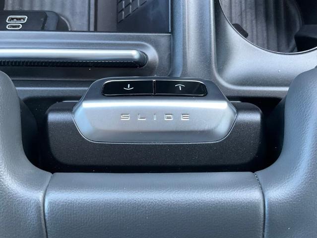 2025 Ford Expedition Active MAX
