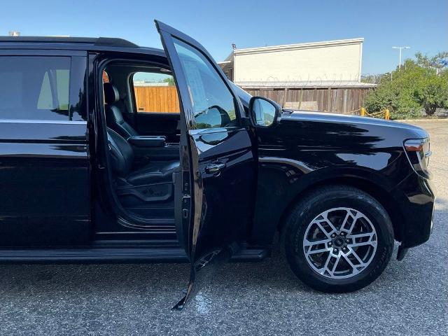 2025 Ford Expedition Active MAX