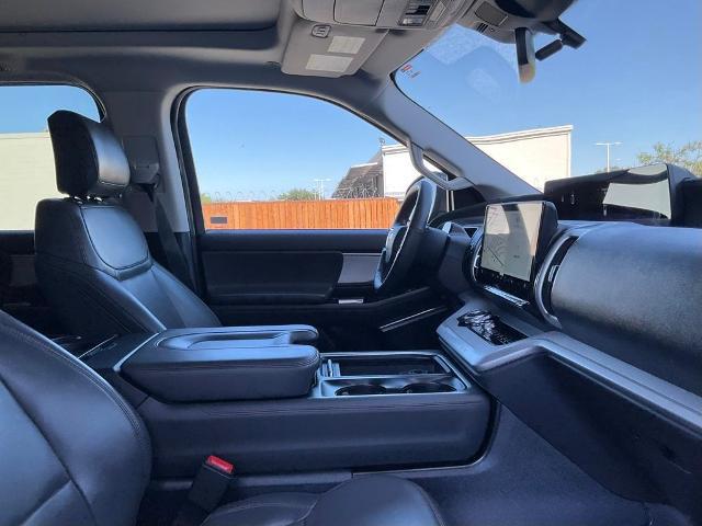 2025 Ford Expedition Active MAX