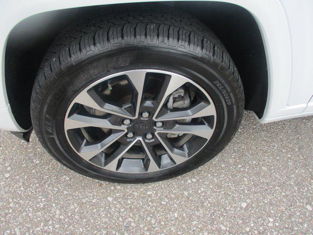2022 Jeep Grand Cherokee L Overland 4x4