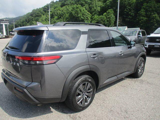 2025 Nissan Pathfinder SV 4WD