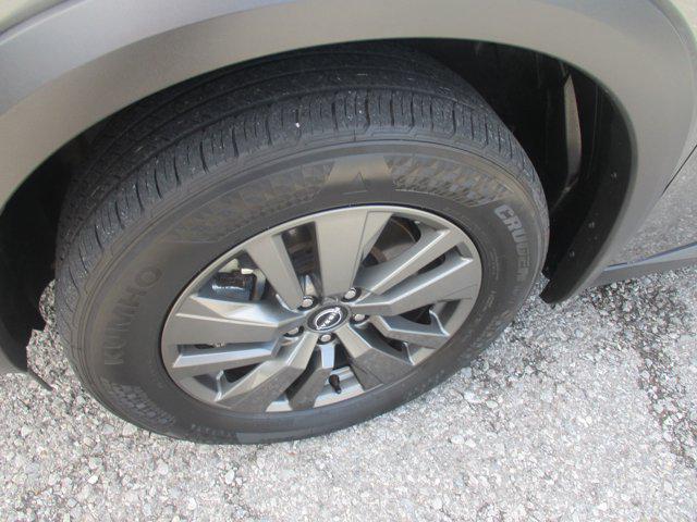 2025 Nissan Pathfinder SV 4WD