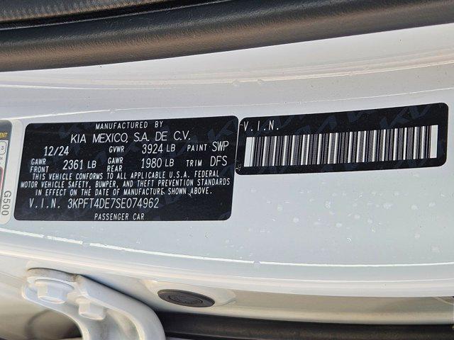 2025 Kia K4 LXS