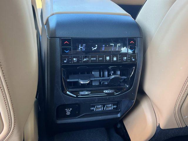 2022 Jeep Grand Cherokee L Summit Reserve 4x4