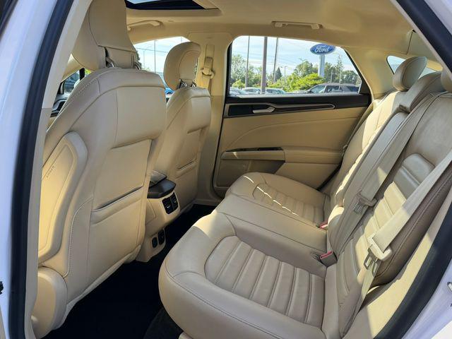 2014 Ford Fusion Hybrid SE