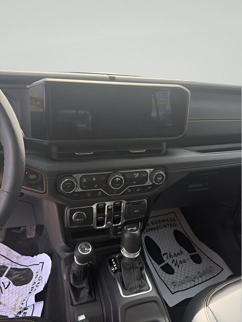 2024 Jeep Wrangler 4-Door Sahara