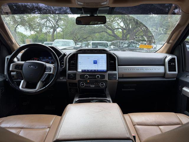 2022 Ford F-350 LARIAT