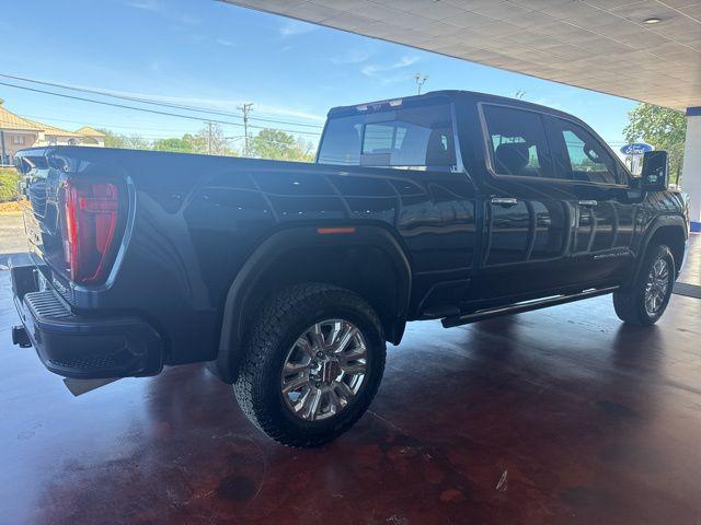 2023 GMC Sierra 2500HD 4WD Crew Cab Standard Bed Denali