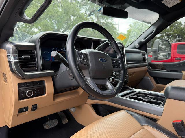 2023 Ford F-350 LARIAT