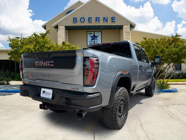 2024 GMC Sierra 2500HD 4WD Crew Cab Standard Bed AT4X