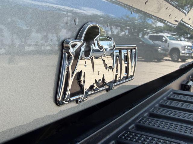 2024 GMC Sierra 2500HD 4WD Crew Cab Standard Bed AT4X