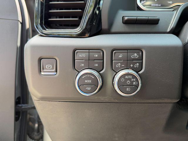 2024 GMC Sierra 2500HD 4WD Crew Cab Standard Bed AT4X
