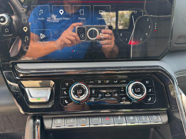2024 GMC Sierra 2500HD 4WD Crew Cab Standard Bed AT4X