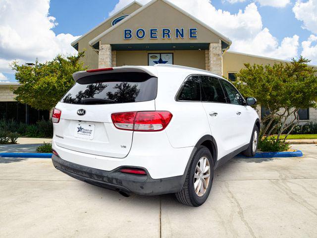 2017 Kia Sorento 3.3L LX