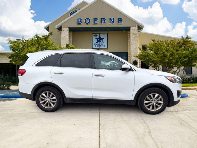 2017 Kia Sorento 3.3L LX