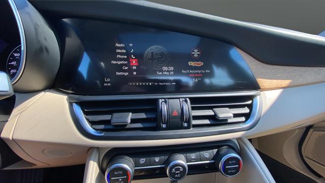 2018 Alfa Romeo Giulia Ti Lusso AWD