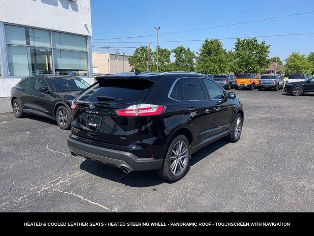2024 Ford Edge Titanium