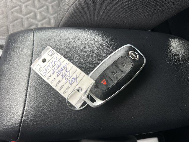 2025 Nissan Kicks SV FWD