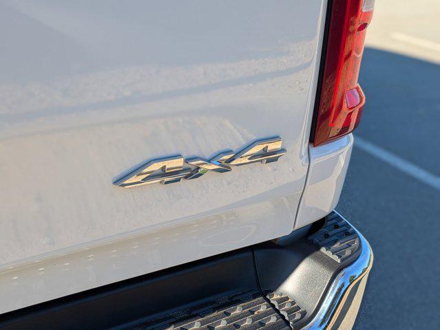 2025 Ram 1500 Laramie Crew Cab 4x4 5'7" Box