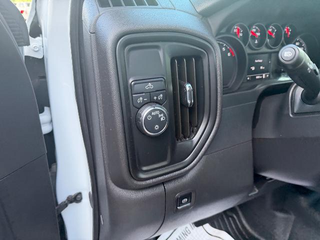 2025 Chevrolet Silverado 1500 2WD Regular Cab Long Bed WT