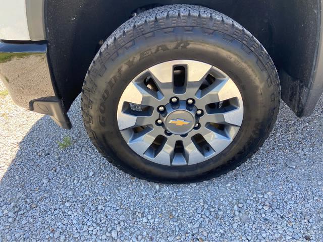 2023 Chevrolet Silverado 2500HD 4WD Crew Cab Standard Bed Custom