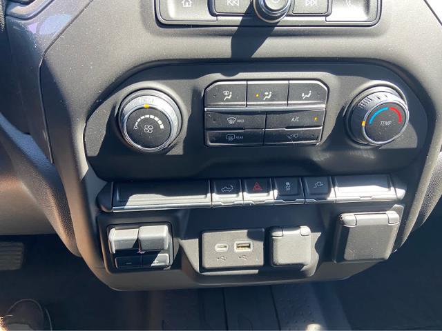 2023 Chevrolet Silverado 2500HD 4WD Crew Cab Standard Bed Custom