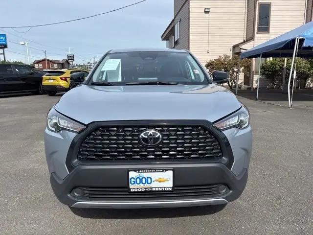 2025 Toyota Corolla Cross LE