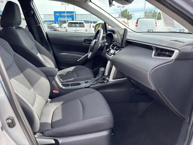 2025 Toyota Corolla Cross LE