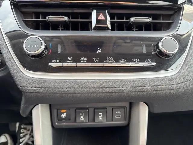 2025 Toyota Corolla Cross LE