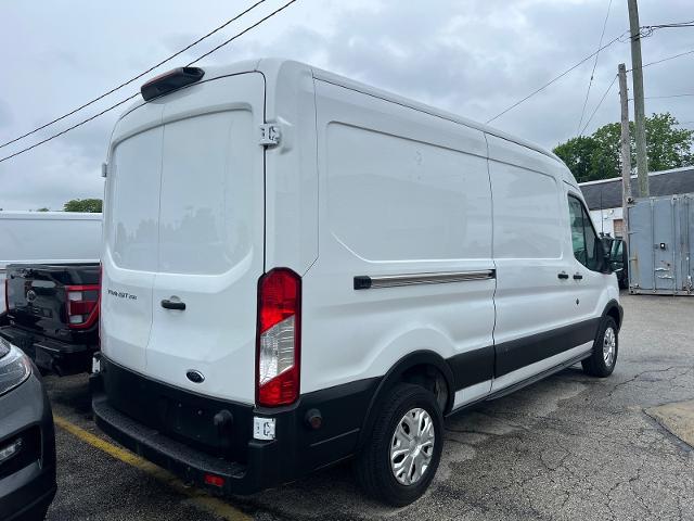 2019 Ford Transit 148 WB Medium Roof Cargo