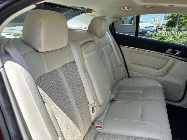 2011 Lincoln MKS Base
