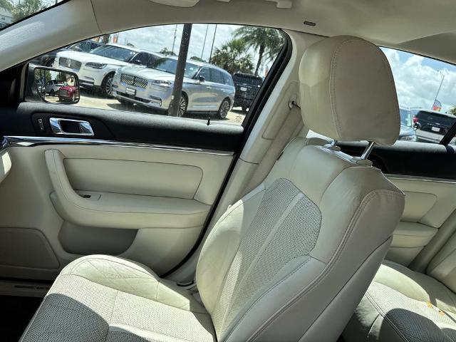 2011 Lincoln MKS Base