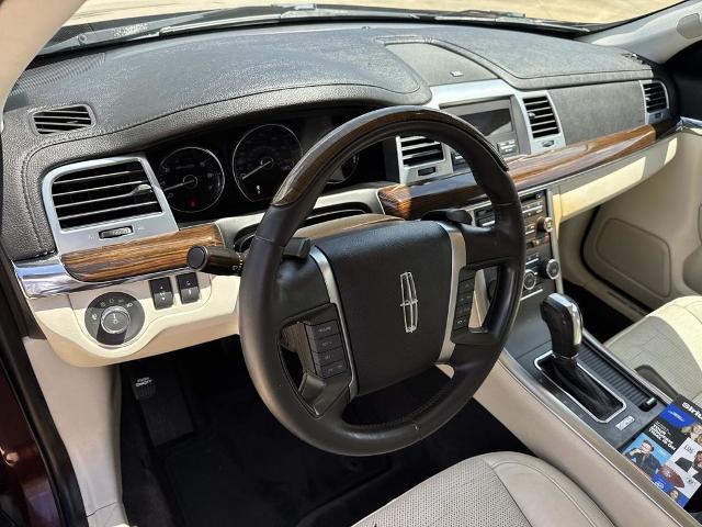 2011 Lincoln MKS Base