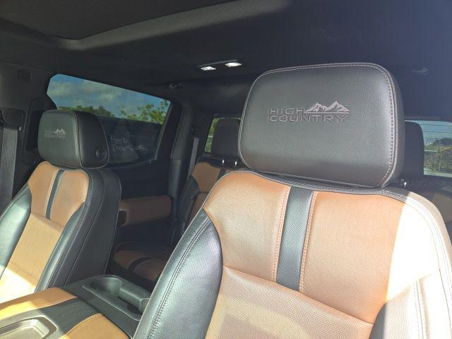 2020 Chevrolet Silverado 1500 4WD Crew Cab Short Bed High Country