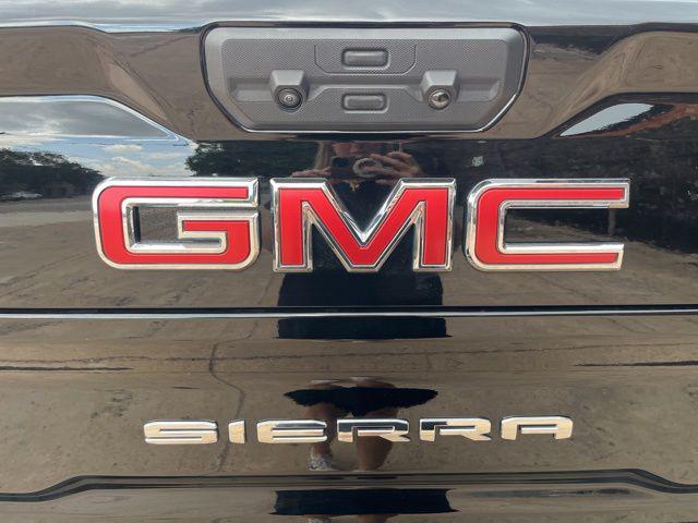 2024 GMC Sierra 2500HD 4WD Crew Cab Standard Bed AT4