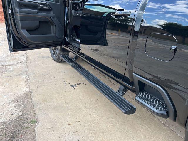 2024 GMC Sierra 2500HD 4WD Crew Cab Standard Bed AT4
