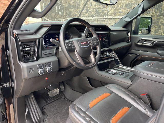 2024 GMC Sierra 2500HD 4WD Crew Cab Standard Bed AT4