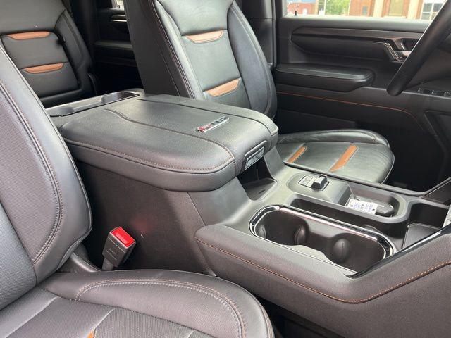 2024 GMC Sierra 2500HD 4WD Crew Cab Standard Bed AT4