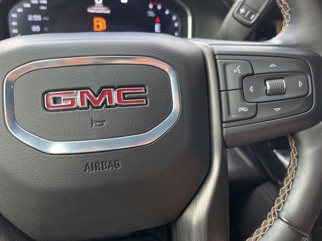 2024 GMC Sierra 2500HD 4WD Crew Cab Standard Bed AT4