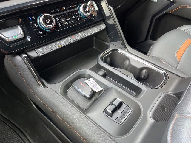 2024 GMC Sierra 2500HD 4WD Crew Cab Standard Bed AT4