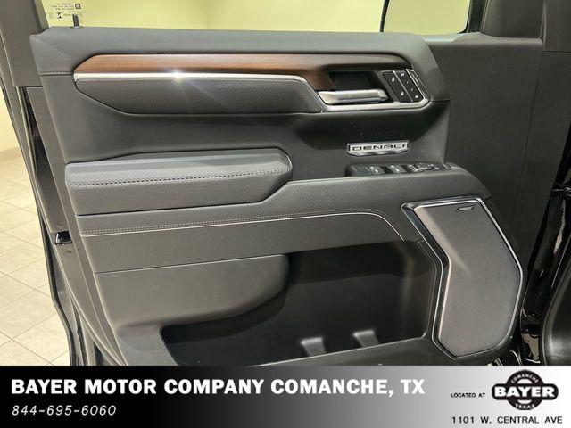 2025 GMC Sierra 1500 4WD Crew Cab Short Box Denali